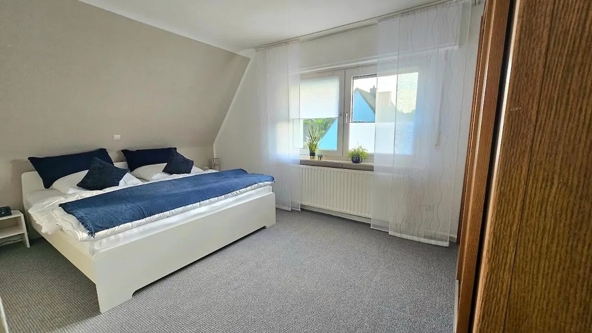 Gemuetliche Dachgeschosswohnung Mit Balkon In Dortmund